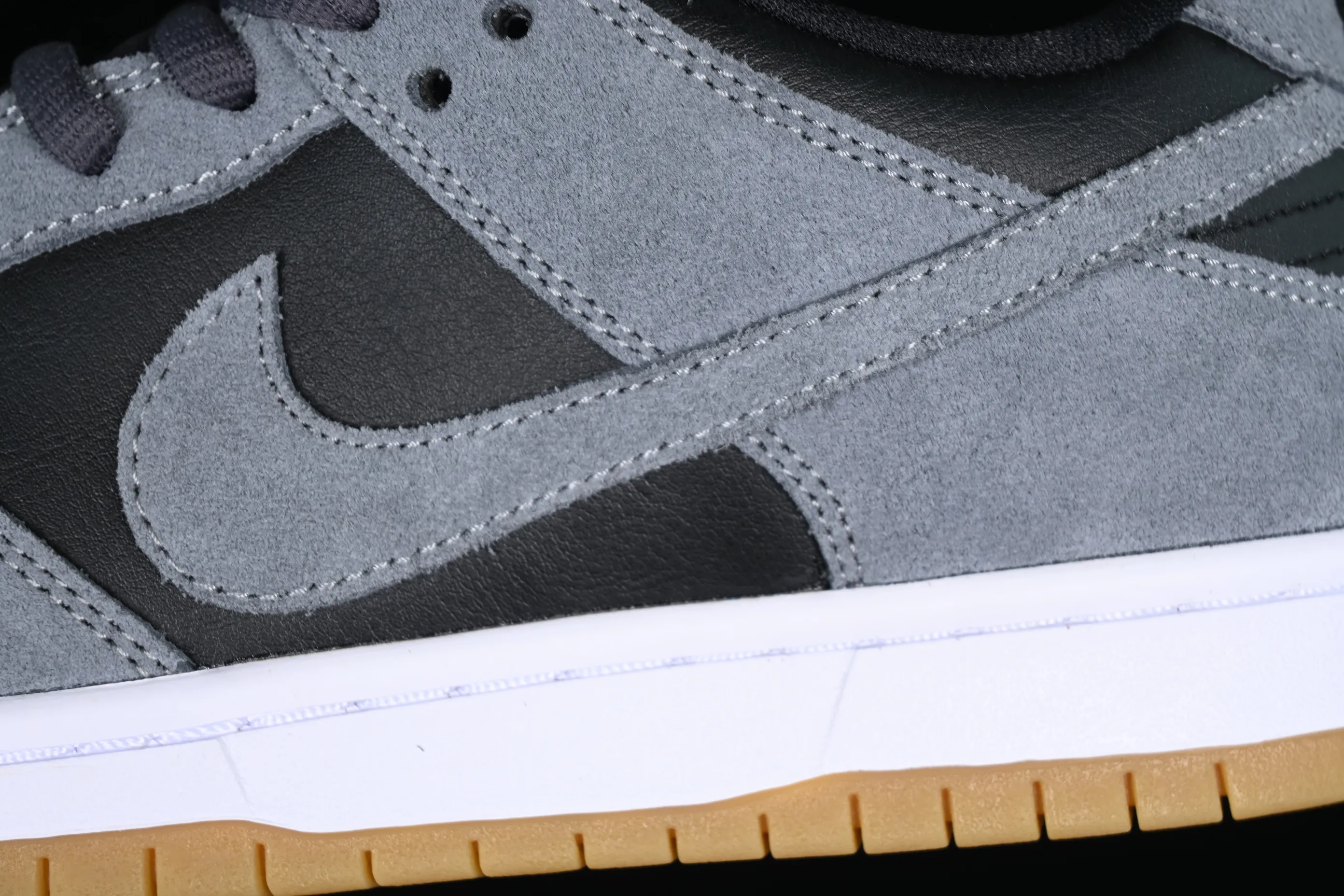 All categories Nk SB Dunk series Nk SB Dunk Low low-top sneakers Nk SB Dunk Low TRD haze wolf gray SB smashed backboard high-top sneakers AR0778-001